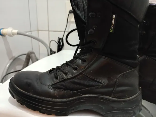 Coturno masculino Kalucci conservado 100,00