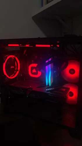 PC Gamer - Gabinete Aquário Ryzen 75700x + RTX 4060TI - Troco por apenas MACBOOKS