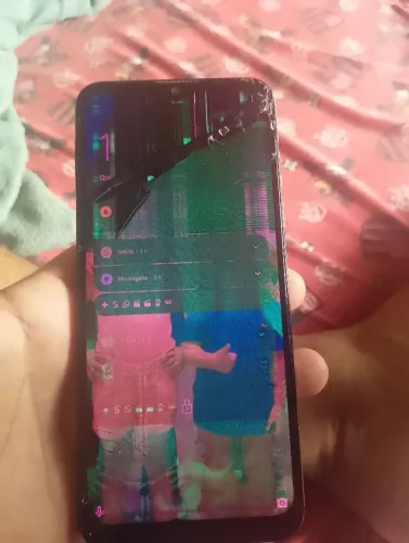 Vendo moto g30 tela quebrada 100 reais 