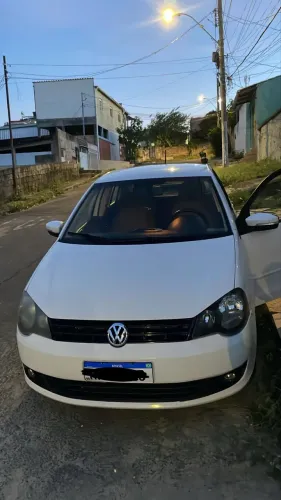 Volkswagen Polo Sedan 1.6 MI Total Flex 8V 4P 2013