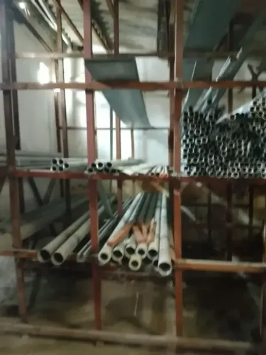 Lote de Tubos Metálicos Industriais - Lote com várias Medidas 