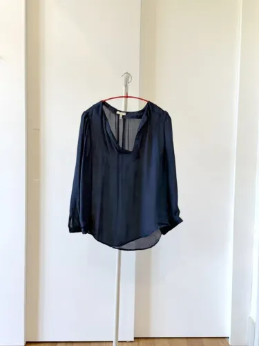 Blusa de seda Joie azul marinho P