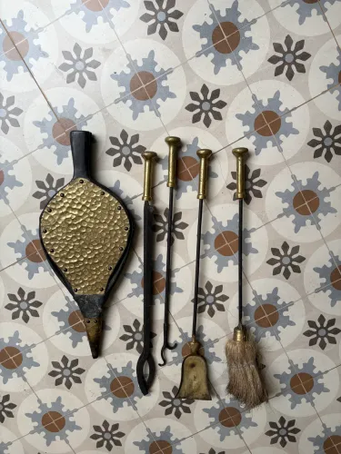 Antiguidade: acessórios lareira