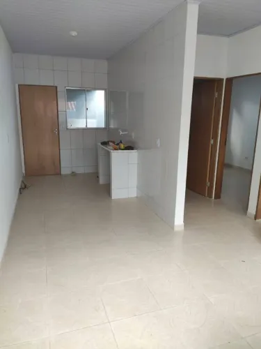 Alugo casa de rua direto com proprietário