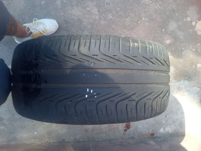 Pneu ? aro 18 22*40