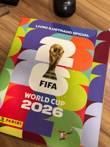 Álbum da copa 2026 completo - capa mole muito bem cuidado