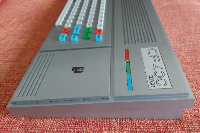 Computador Prológica CP-400 COLOR ( Tipo TRS-COLOR ) C/64KB - TESTADO / OK