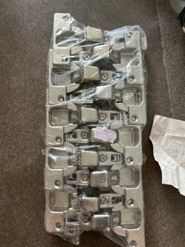 10 dobradiças pacote fechado 