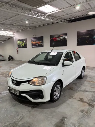 Toyota Etios X Sedan 1.5 Flex 16V 4P Aut. 2018