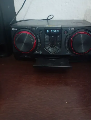 Som LG bluetooth