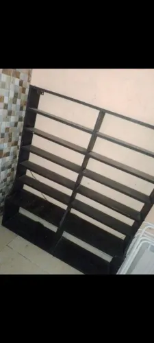 Prateleira de madeira