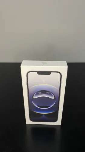 iPhone 16e 128GB LACRADO