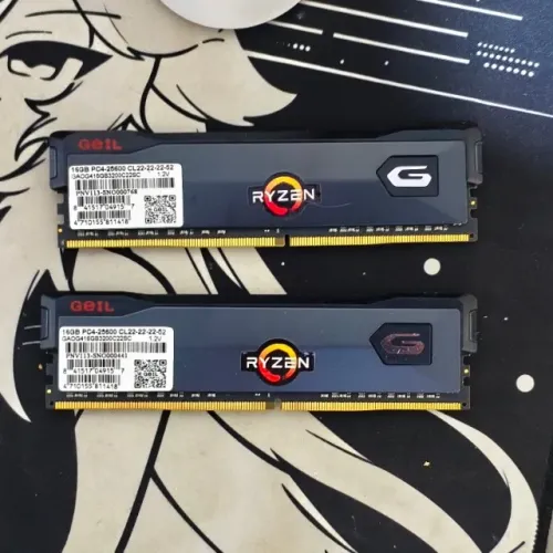 Memória RAM Geil 2x16GB 3200MHz