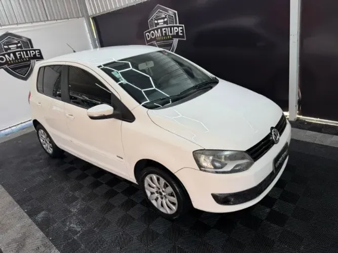 Volkswagen Fox 1.0 MI Total Flex 8V 5P 2013