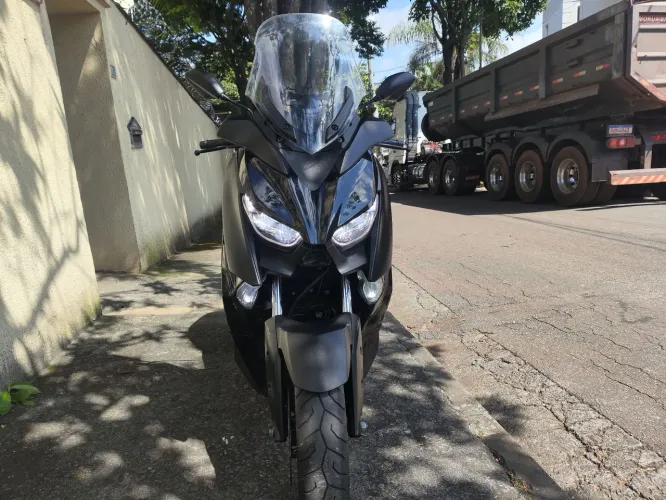 Xmax 250 2022 revisada