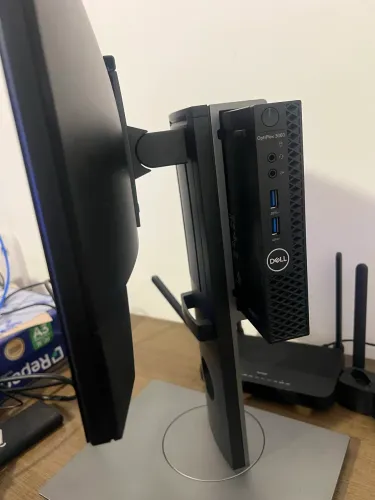 Dell Optiplex 3060 Micro com Monitor Dell