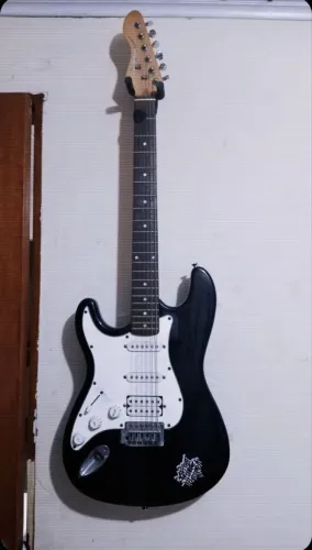 guitarra Michael