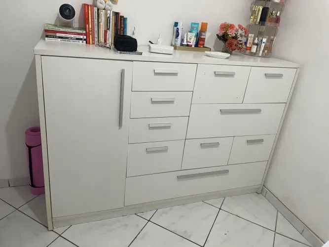 Cômoda grande