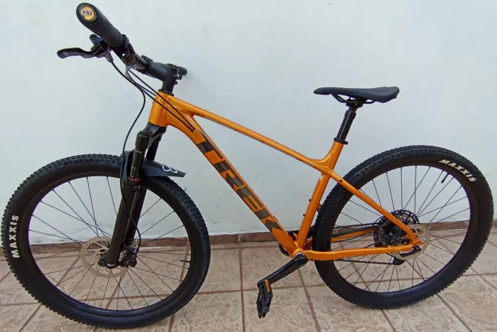 Trek Aro 29