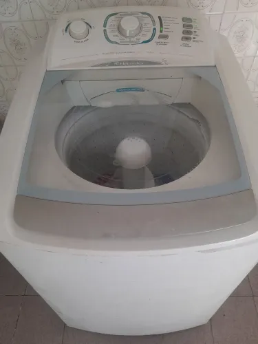 Máquina de lavar Electrolux 10kg