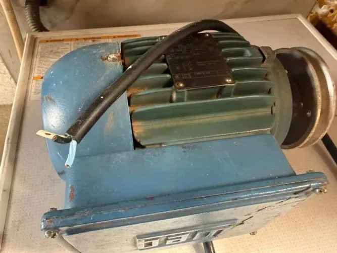 Motor de indução 0,75 cv