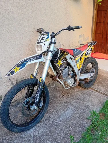Moto de trilha 