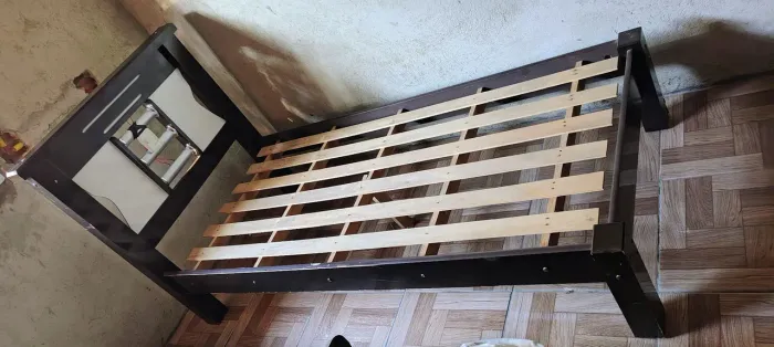Cama solteiro 1,90x0,90 usada