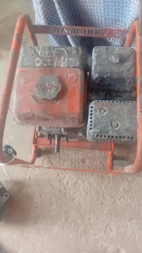 MOTOR A GASOLINA VIBRADOR DE CONCRETO 