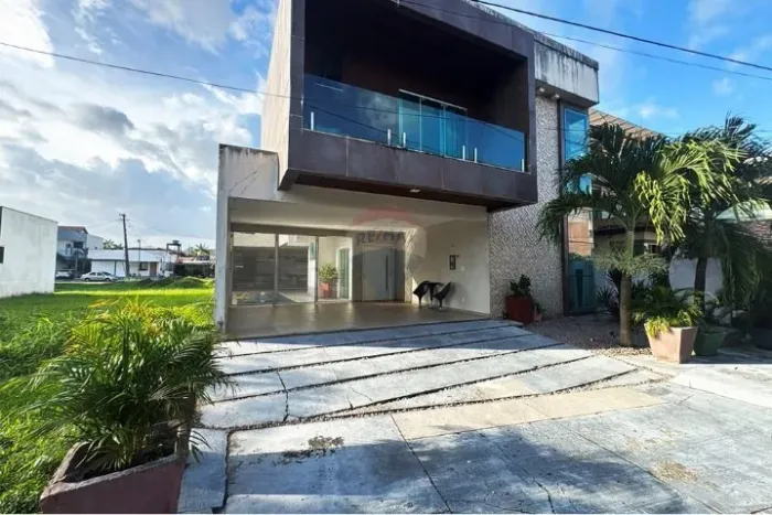 Casa Residencial no Cond. Jardim Universitário