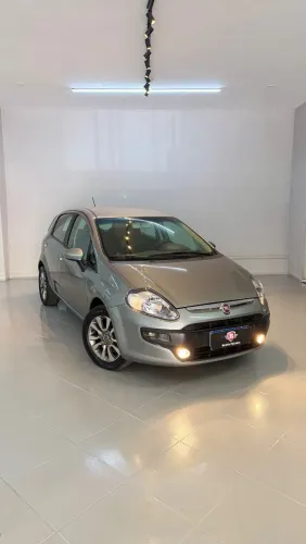 Fiat Punto Attractive 1.4 Fire Flex 8V 5P 2014