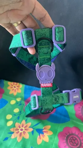 Peitoral modelo em H - Marvel Hulk Zeedog Para Cachorro