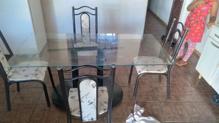 Mesa 4 cadeiras