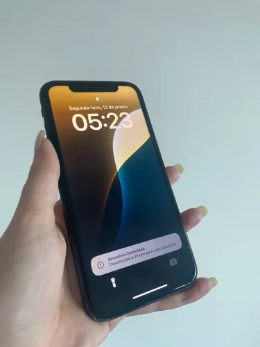 iPhone Xr preto / 128gb / bateria 81% / bem conservado 