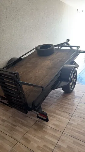 Carrocinha para prancha de som ou quadriciclos