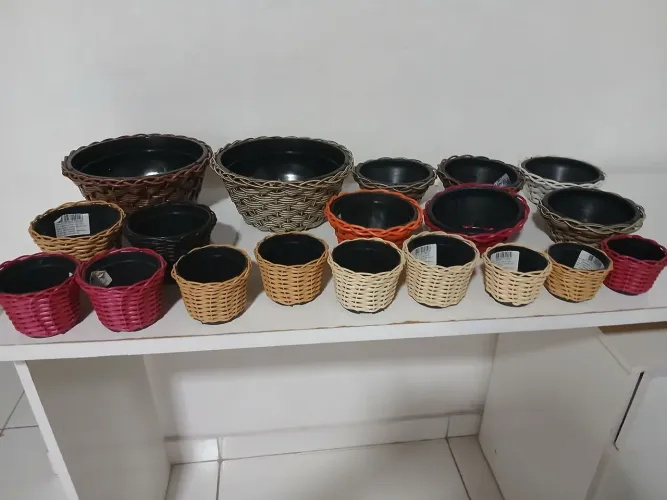 19 vasos cachecol novos.