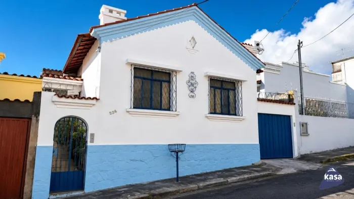 Casa 04 qtos com lote 308m2