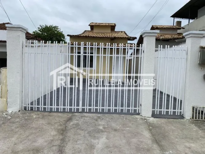 Rutileia Imóveis aluga excelente casa em Nova Cidade, Itaboraí/RJ.