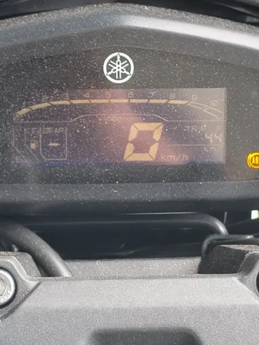 Vendo FZ15 novo já está emplacada valor 21,500mil