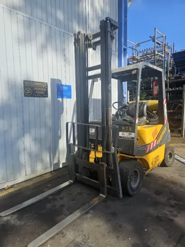 Empilhadeira 2500Kg SHERPA ES 1997