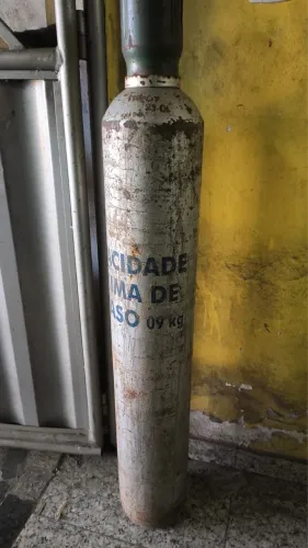 Cilindro co2 cheio
