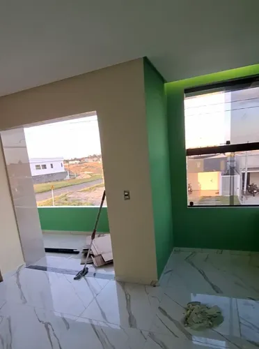Pintura imobiliária( aplicações de massas e texturas, lixamento e pintura).