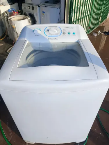 Vendo Electrolux turbo 12kg faço entrega dou garantia