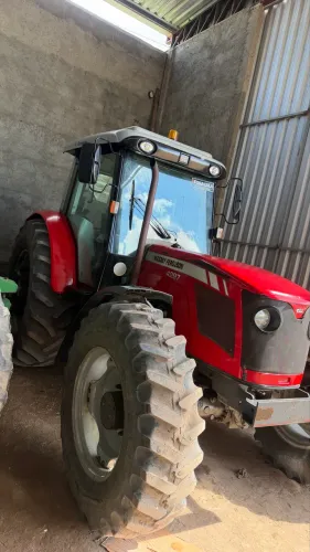 Trator Massey Ferguson 4297