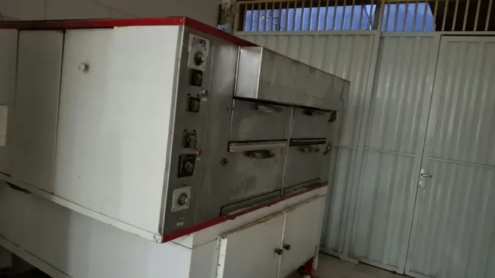 Forno Elétrico Industrial Lastro 4 Câmaras- 380v- R$ 3.500 (Funcionando)
