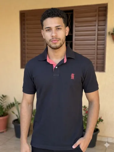 Camisa pólo preta masculina, tamanho P, Sérgio K