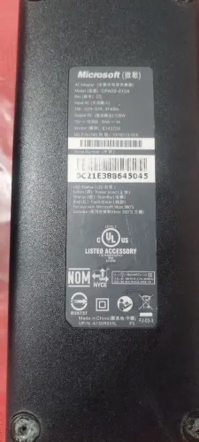 Fonte original Xbox 360 slim