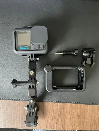 GoPro Hero13 Black (1 bateria) + Módulo Mídia GoPro + Suporte