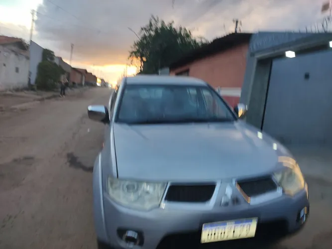 Mitsubishi L200 Triton HPE 3.2 CD TB Int.diesel AUT 2013