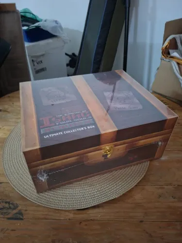 The binding of isaac Four Souls Ultimate (versão exclusiva KICKSTARTER) LACRADO