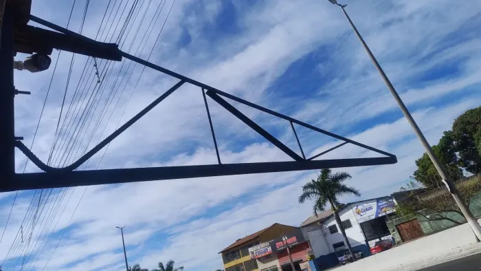 Tesoura de ferro